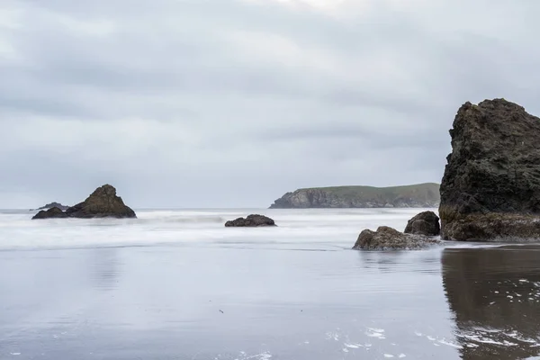 Pobřeží Oregonu na zamračený den — Stock fotografie