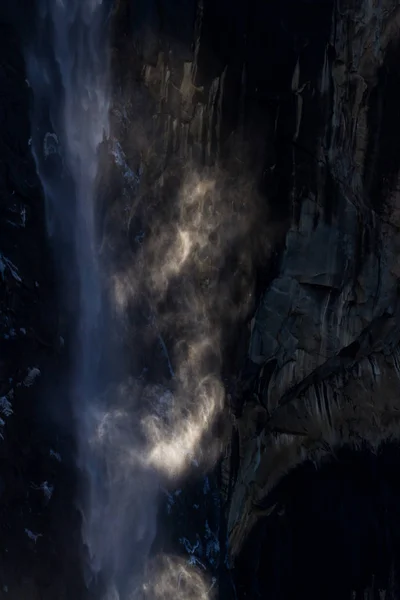 Cachoeira do véu nupcial em Yosemite — Fotografia de Stock