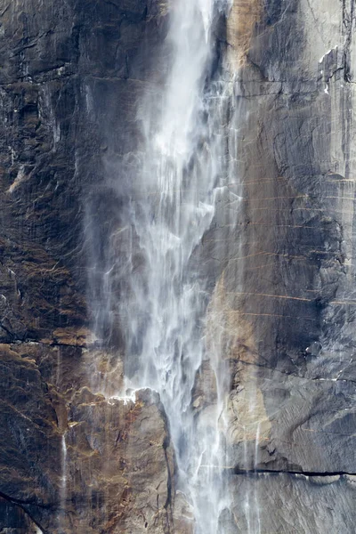 Waterfall detail in Yosemite — Stock Photo, Image