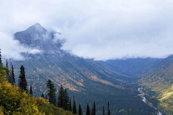 Sonbahar dağ landcape — Stok fotoğraf