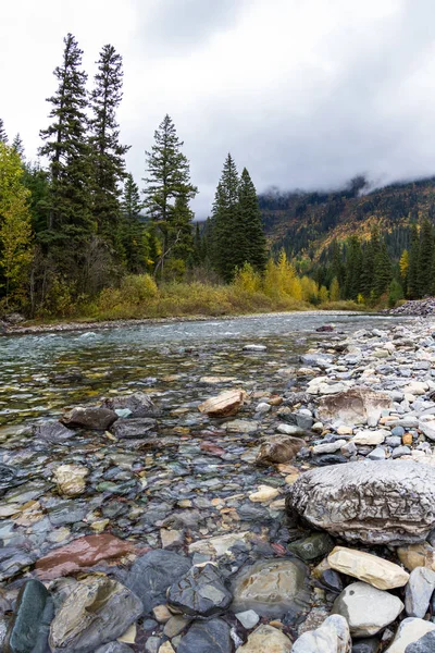 Fluxo fluvial glaciar intocado — Fotografia de Stock