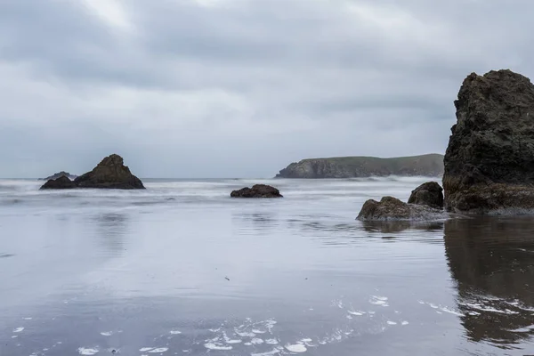 Costa dell'Oregon in una giornata nuvolosa — Foto Stock