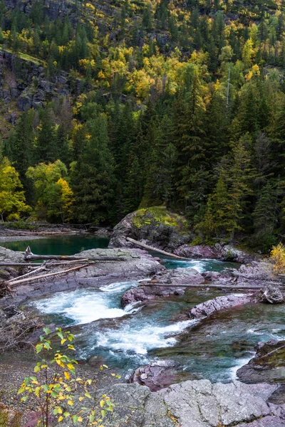 Écoulement fluvial glaciaire immaculé — Photo