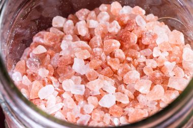 Himalaya pembe tuzu 