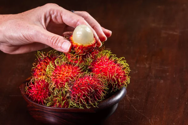 Rambutan una fruta tropical dulce — Foto de Stock