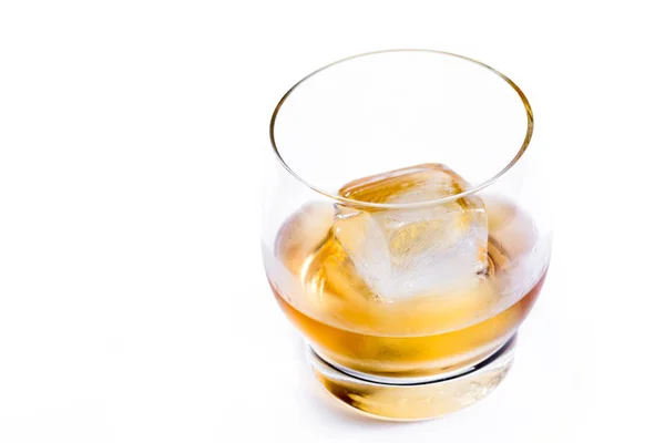 Leeftijd whisky op de rotsen — Stockfoto