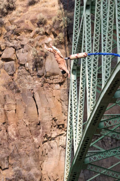 Bungee jumping em Oregon — Fotografia de Stock