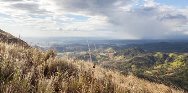 Vue sur la vallée à Guanacaste, Costa Rica — Photo