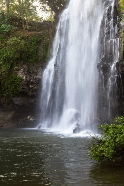 Gorgeous waterfall in Costa Rica — Stock Photo, Image
