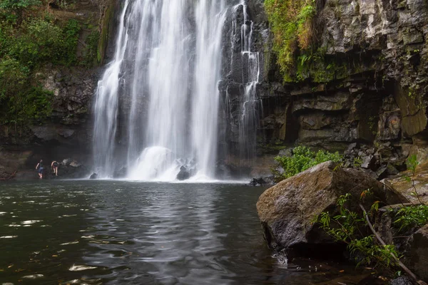 コスタリカで豪華な滝 — ストック写真