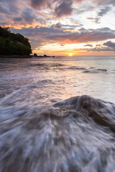 Tramonto in spiaggia — Foto Stock