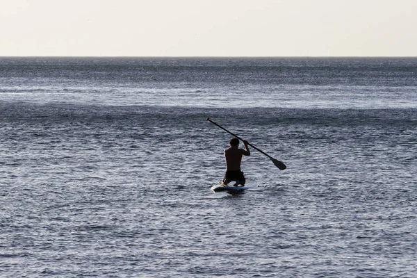 Paddle barding in the pacific — Stock Photo, Image