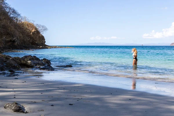 Playa tropical en Costa Rica — Foto de Stock