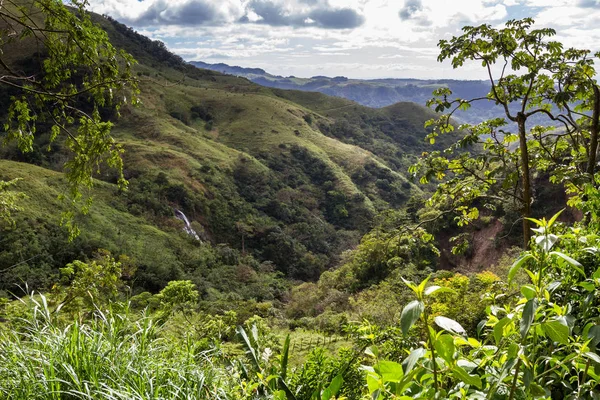 Tropische watervallen in Costa Rica — Stockfoto