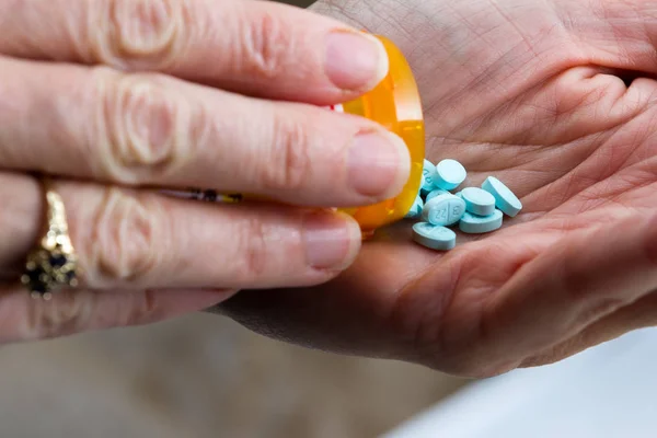 Pastillas de prescripción de cerca — Foto de Stock