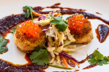 Yengeç keki aperatifi 