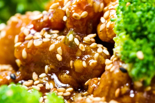 Beef and broccoli — Stock Photo, Image