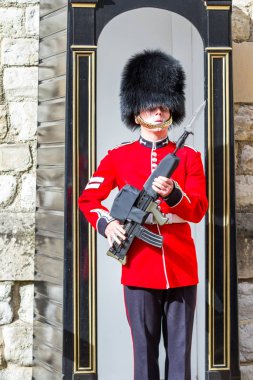 Londra Kulesi 'nde Kraliçe Muhafızları