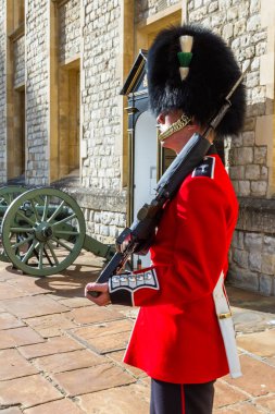 Londra Kulesi 'nde Kraliçe Muhafızları