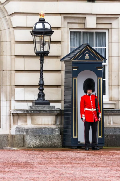 Queens vakt på Buckingham Palace — Stockfoto