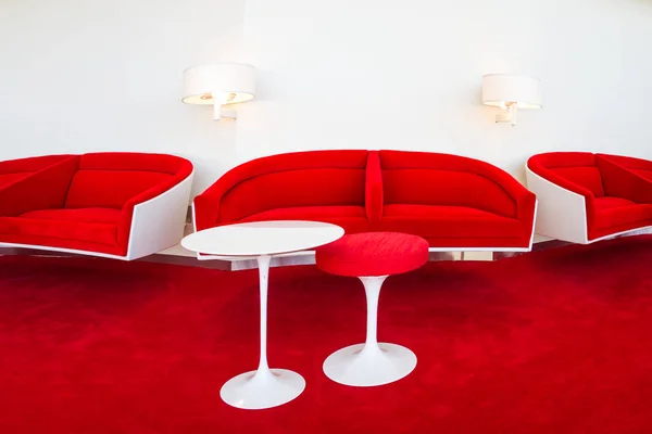 Bright red seating area — Stock Photo, Image