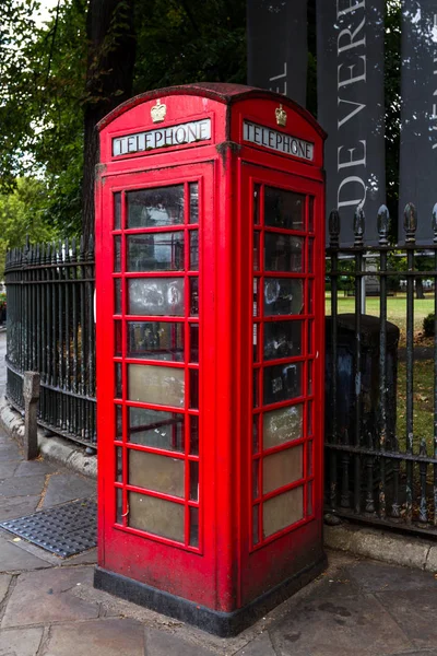 Red telephone box Royalty Free Stock Photos