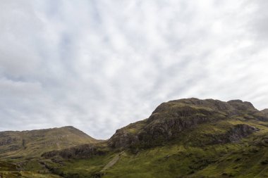 Glen Coe 'nun Üç Kız Kardeşi
