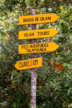 Olan, Kosta Rika - 15 Ocak 2020: Turne grupları ve Olan kasabası, Kosta Rika 15 Ocak 2020