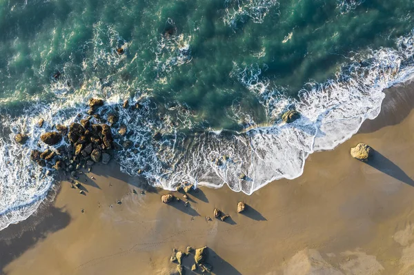 Beach Scene Colorful Waves Crashing Group Rocks Oregon Coast — Stock Photo, Image