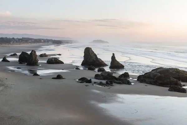 Rustige Middag Bandon Oregon Met Laagwater Onthullen Een Zandstrand Met — Stockfoto