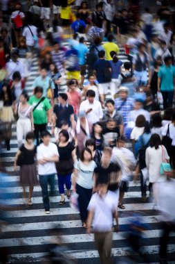 Tokyo Shibuya Crossing hareket kalabalıkta