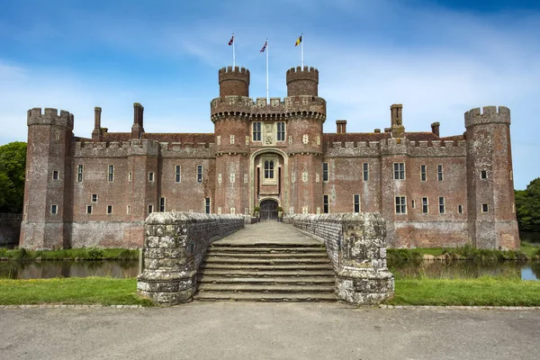 Herstmonceux castle v East Sussex v jižní Anglii — Stock fotografie