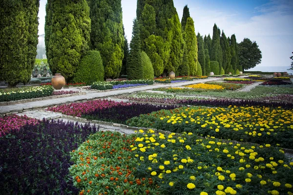 Botanical garden at Balchik Palace in Bulgaria — Stock Photo, Image