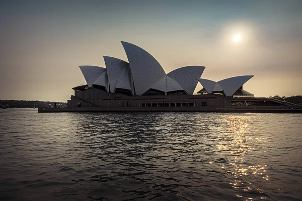 Sydney Opera House Badade Solsken Skymningen — Stockfoto