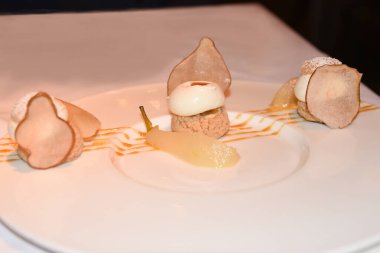 Armutlu lezzetli tatlı, tatlı pasta..