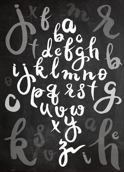 Vector handgeschreven brush script. brieven geïsoleerd op achtergrond. — Stockvector