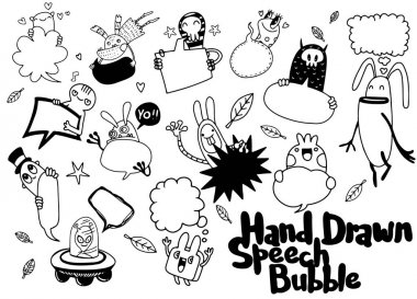 Dizi komik canavar ve sevimli boş konuşma balonu doodle 