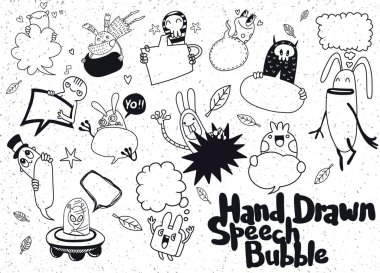 Dizi komik canavar ve sevimli boş konuşma balonu doodle 