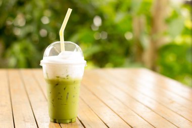 yeşil çay frappe/yeşil çay smoothie