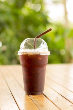 Buzlu Amerikalı siyah kahve