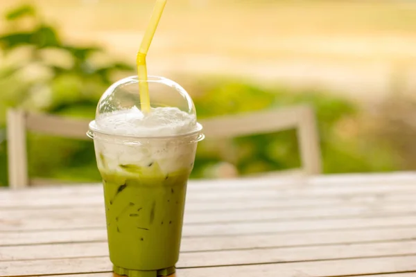yeşil çay frappe/yeşil çay smoothie