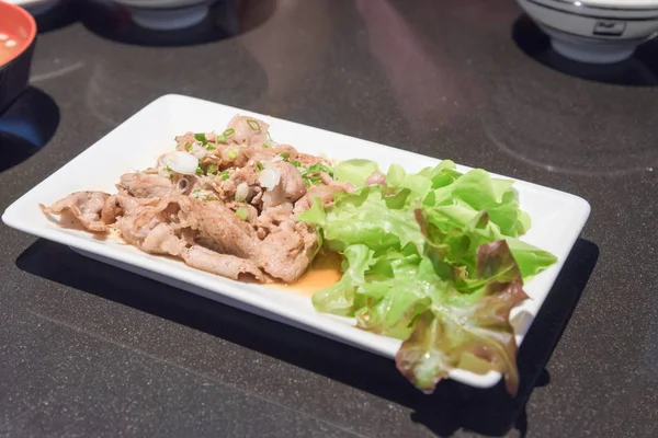 돼지고기 Tepunyaki 제조 법은 일본 간장 소스 구이 돼지고기 — 스톡 사진