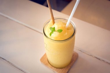 suyu yüzlü ahşap tablo