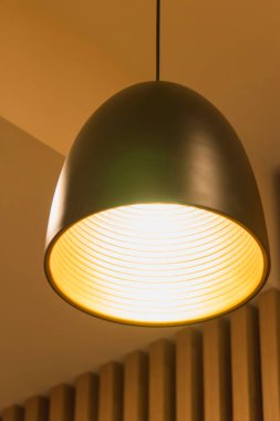  sığ derinlik-in tarla ışıklarla asılı