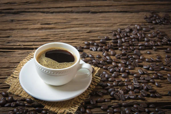 Καφές και κόκκοι καφέ — Φωτογραφία Αρχείου