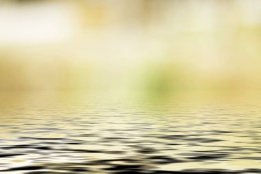 Arka plan bulanıklık su yansıması ile