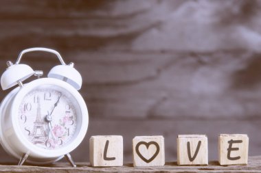 Harfleri yazım aşk. Ahşap harfleri yazım aşk