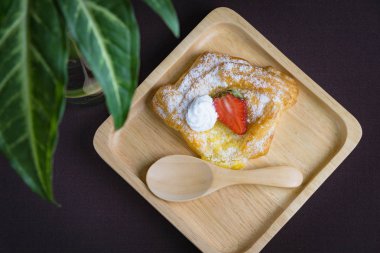 Danimarka kare çilek