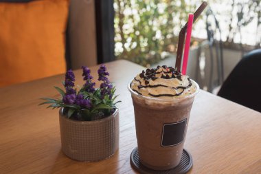  kremalı çikolata frappe