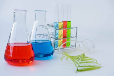 ekipman ve bilim deneyleri 